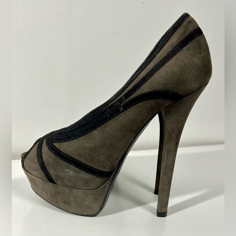 Fendi shoes - Picture 2 of 8